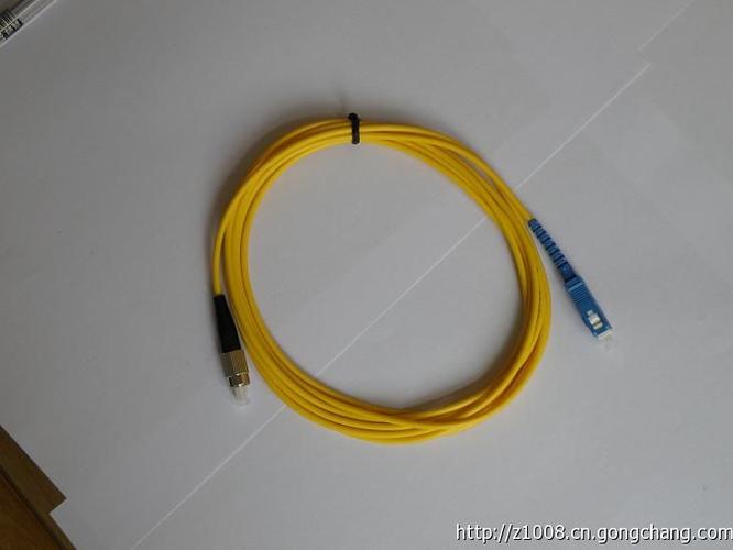 枣庄光纤跳线电信级大量批发,诚招代理高清图片